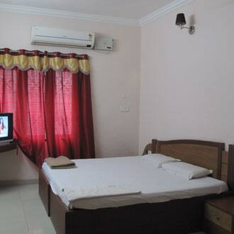 Royal Tourist Home, Palakkad 3